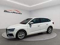 Usado Skoda Scala Ambition 95 CV (69 kW) 2023 Blanco Utilitario