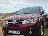 Usado Fiat Freemont Urban 170 CV (125 kW) 2011 Granate SUV