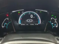 Usado Honda Civic Executive 120 CV (88 kW) 2019 Gris / plata Berlina