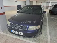 Usado Audi A4 130 CV (95 kW) 2002 Azul Berlina