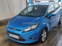 Usado Ford Fiesta Trend 68 CV (50 kW) 2009 Azul Berlina