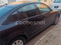 Usado VW Passat Edition 130 CV (95 kW) 2004 Negro Familiar