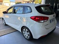 Usado Kia Carens 115 CV (84 kW) 2015 Blanco Monovolumen