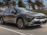 Usado Citroën C5 X Feel 224 CV (164 kW) 2023 Gris Familiar