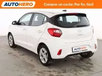 Usado Hyundai i10 67 CV (49 kW) 2022 Blanco Utilitario