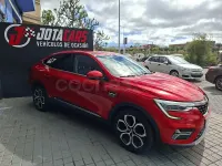 Usado Renault Arkana Equilibre 145 CV (106 kW) 2023 Granate SUV