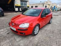 Usado VW Golf IV Trendline 105 CV (77 kW) 2005 Rojo Berlina