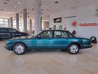 Usado Jaguar XJ6 216 CV (158 kW) 1996 Verde Berlina