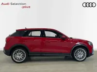 Usado Audi Q2 Black Edition 150 CV (110 kW) 2026 Rojo SUV