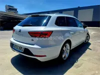 Usado Seat Leon ST FR 150 CV (110 kW) 2018 Blanco Familiar
