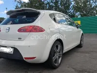 Używany Seat Leon FR 170 KM (125 kW) 2008 Biały Hatchback