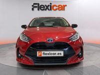 Usado Toyota Yaris Hybrid Active 116 CV (85 kW) 2023 Rojo Utilitario