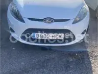 Usado Ford Fiesta Trend 60 CV (44 kW) 2011 Blanco Berlina