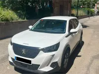 Usado Peugeot 2008 Active 100 CV (73 kW) 2021 Blanco SUV