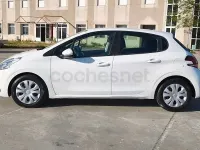 Usado Peugeot 208 Active 100 CV (73 kW) 2020 Blanco Utilitario