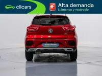 Usado MG ZS Luxury 106 CV (77 kW) 2023 Rojo SUV