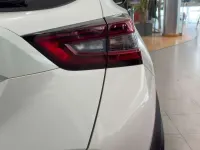 Używany Nissan Juke Acenta 114 KM (83 kW) 2022 Biały SUV