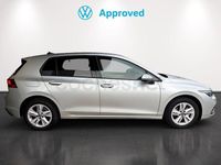 Usado VW Golf VIII Life 130 CV (95 kW) 2022 Gris / plata Berlina