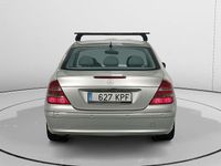 Usado Mercedes E350 Avantgarde 272 CV (200 kW) 2005 Gris Berlina