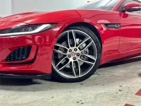 Usado Jaguar F-Type R-Dynamic 300 CV (220 kW) 2021 Rojo Coupe