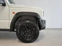 Usado Suzuki Jimny 102 CV (75 kW) 2023 Blanco SUV