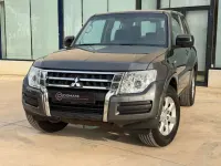 Usado Mitsubishi Montero Motion 200 CV (147 kW) 2015 Gris SUV