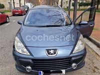Usado Peugeot 307 136 CV (100 kW) 2006 Gris / plata Familiar