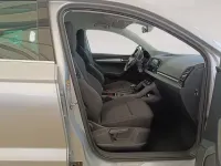 Usado Skoda Karoq Selection 150 CV (110 kW) 2025 Gris plata SUV