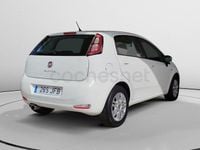 Usado Fiat Punto Young 75 CV (55 kW) 2015 Blanco Utilitario
