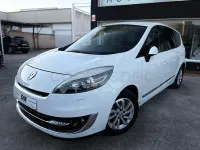 Usado Renault Scénic III Dynamique 110 CV (80 kW) 2012 Blanco Monovolumen