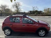 Usado Dacia Sandero Stepway 90 CV (66 kW) 2014 Rojo Berlina