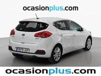 Begagnad Kia Ceed 90 HK (66 kW) 2015 Vit Halvkombi