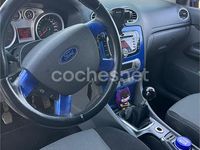 Usado Ford Focus Trend 109 CV (80 kW) 2010 Blanco Berlina