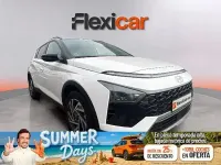 Usado Hyundai Bayon 100 CV (73 kW) 2025 Blanco SUV