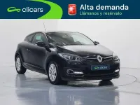 Usado Renault Mégane LIMITED 116 CV (85 kW) 2016 Negro Coupe