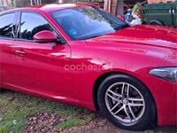 Usado Alfa Romeo Giulia 136 CV (100 kW) 2018 Rojo Berlina