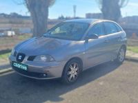 Usado Seat Ibiza Sport 85 CV (62 kW) 2005 Gris / plata Utilitario