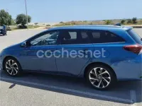 Usado Toyota Auris Advance 112 CV (82 kW) 2016 Azul Familiar