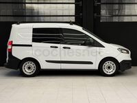 Usado Ford Tourneo Courier Ambiente 75 CV (55 kW) 2015 Blanco Monovolumen