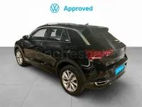 Usado VW T-Roc Advance 110 CV (80 kW) 2021 Negro SUV