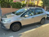 Usado Peugeot 2008 Active 100 CV (73 kW) 2016 Gris / plata SUV