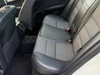 Usado Mercedes C200 Avantgarde 136 CV (100 kW) 2010 Blanco Berlina