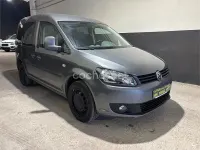Usado VW Caddy Comfortline 102 CV (75 kW) 2011 Gris / plata Monovolumen