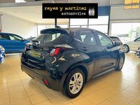 Usado Toyota Yaris Business Edition 116 CV (85 kW) 2021 Negro Utilitario