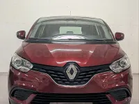 Usado Renault Scénic Life 115 CV (84 kW) 2019 Granate Monovolumen