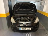 Usado Hyundai i10 Comfort 66 CV (48 kW) 2008 Negro Utilitario
