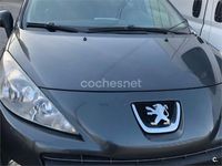 Usado Peugeot 207 Outdoor Outdoor 110 CV (80 kW) 2010 Gris / plata Familiar