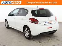 Usado Peugeot 208 Active 100 CV (73 kW) 2015 Blanco Utilitario