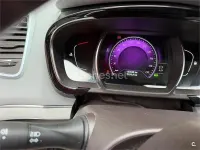 Usado Renault Espace Zen 130 CV (95 kW) 2018 Negro Monovolumen