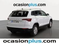 Usado Skoda Karoq Selection 115 CV (84 kW) 2024 Blanco SUV